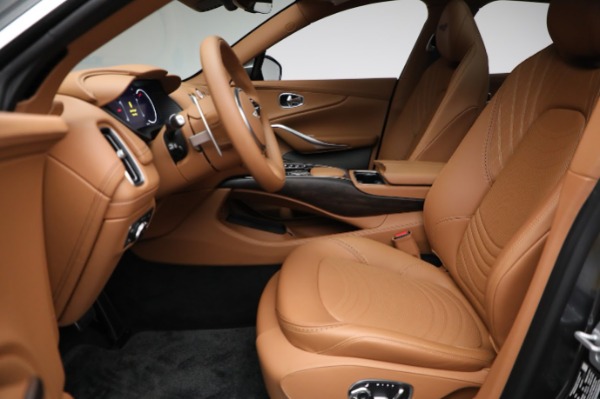 Used 2024 Aston Martin DBX for sale $131,900 at Bugatti of Greenwich in Greenwich CT 06830 14