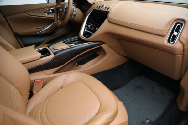 Used 2024 Aston Martin DBX for sale $131,900 at Bugatti of Greenwich in Greenwich CT 06830 21
