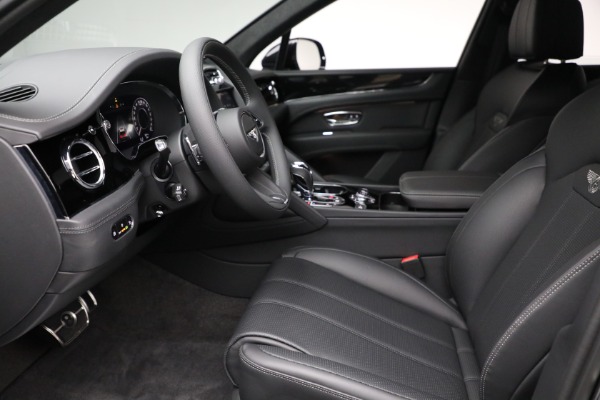 New 2024 Bentley Bentayga Hybrid for sale Sold at Bugatti of Greenwich in Greenwich CT 06830 17