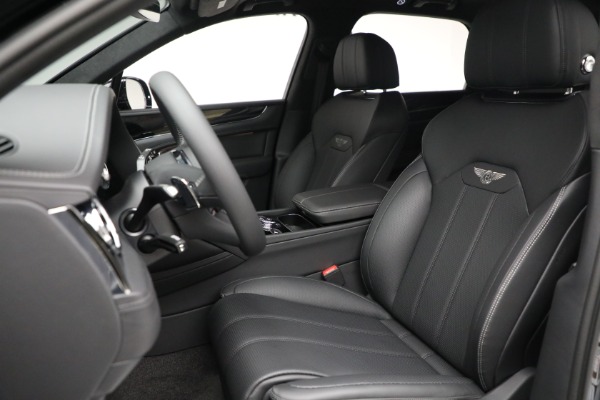 New 2024 Bentley Bentayga Hybrid for sale Sold at Bugatti of Greenwich in Greenwich CT 06830 18