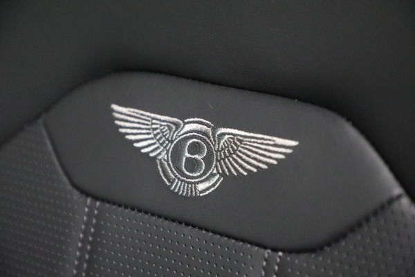 New 2024 Bentley Bentayga Hybrid for sale $241,325 at Bugatti of Greenwich in Greenwich CT 06830 19