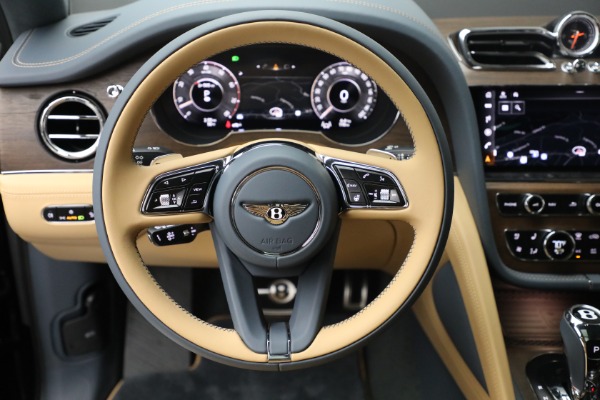 New 2024 Bentley Bentayga V8 for sale $239,845 at Bugatti of Greenwich in Greenwich CT 06830 23