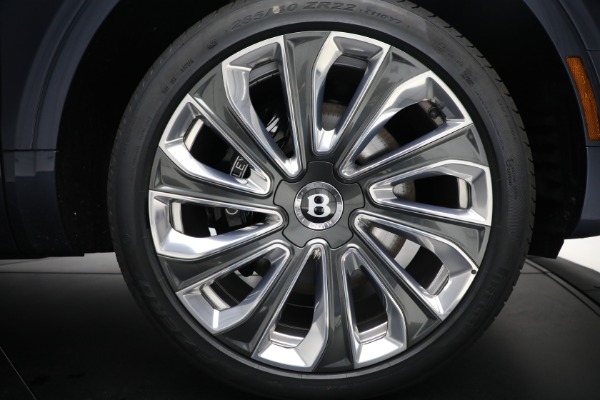 New 2024 Bentley Bentayga EWB Mulliner V8 for sale $344,080 at Bugatti of Greenwich in Greenwich CT 06830 17