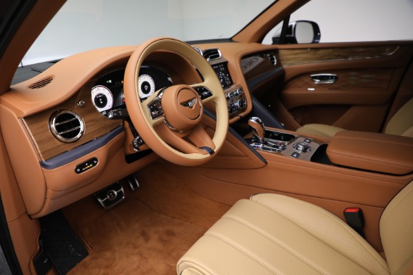 New 2024 Bentley Bentayga EWB Mulliner V8 for sale $344,080 at Bugatti of Greenwich in Greenwich CT 06830 23