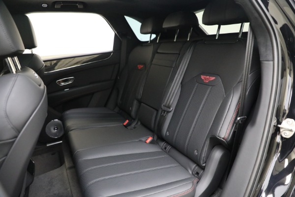 New 2024 Bentley Bentayga V8 for sale Sold at Bugatti of Greenwich in Greenwich CT 06830 25