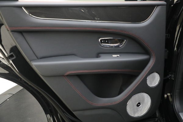 Used 2024 Bentley Bentayga V8 for sale $179,900 at Bugatti of Greenwich in Greenwich CT 06830 26