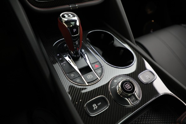 New 2024 Bentley Bentayga V8 for sale Sold at Bugatti of Greenwich in Greenwich CT 06830 28
