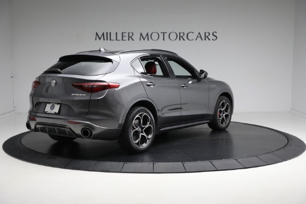 Used 2022 Alfa Romeo Stelvio Veloce for sale $31,900 at Bugatti of Greenwich in Greenwich CT 06830 15