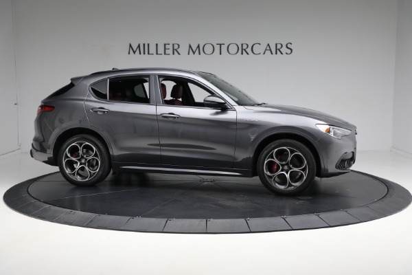 Used 2022 Alfa Romeo Stelvio Veloce for sale $31,900 at Bugatti of Greenwich in Greenwich CT 06830 21