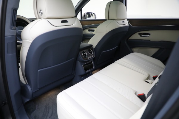 New 2024 Bentley Bentayga V8 for sale Sold at Bugatti of Greenwich in Greenwich CT 06830 25
