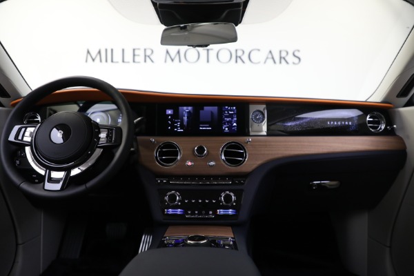 New 2024 Rolls-Royce Spectre for sale $516,950 at Bugatti of Greenwich in Greenwich CT 06830 4