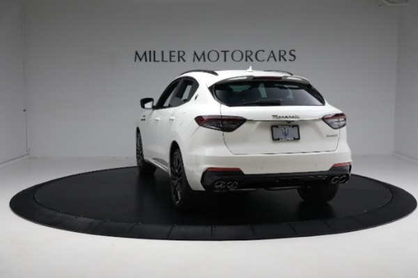 New 2024 Maserati Levante Modena Ultima for sale $104,537 at Bugatti of Greenwich in Greenwich CT 06830 12