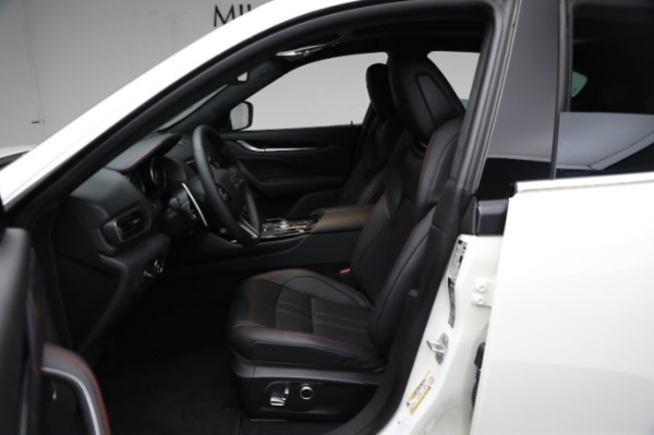 New 2024 Maserati Levante GT Ultima for sale Sold at Bugatti of Greenwich in Greenwich CT 06830 25