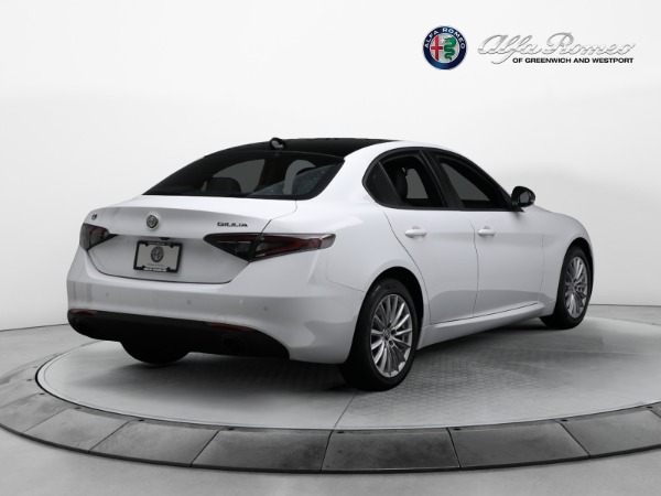 New 2024 Alfa Romeo Giulia Sprint for sale Sold at Bugatti of Greenwich in Greenwich CT 06830 12