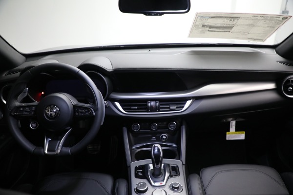 New 2024 Alfa Romeo Stelvio Veloce for sale Sold at Bugatti of Greenwich in Greenwich CT 06830 28