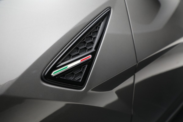 Used 2021 Lamborghini Urus for sale Sold at Bugatti of Greenwich in Greenwich CT 06830 15