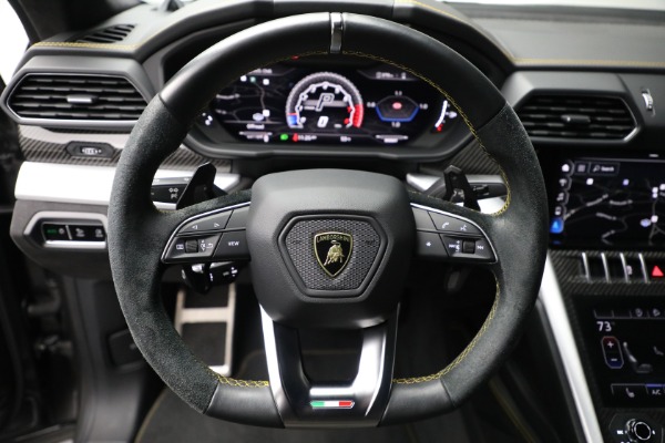 Used 2021 Lamborghini Urus for sale $212,900 at Bugatti of Greenwich in Greenwich CT 06830 21