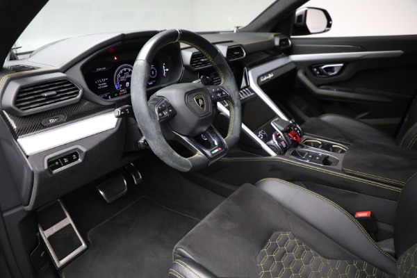 Used 2021 Lamborghini Urus for sale $212,900 at Bugatti of Greenwich in Greenwich CT 06830 22