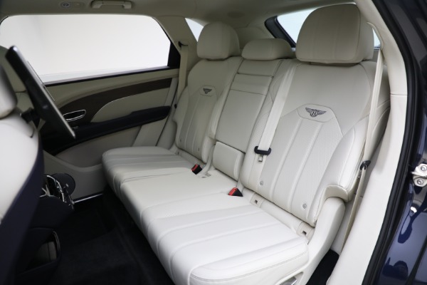 New 2024 Bentley Bentayga EWB V8 for sale $269,040 at Bugatti of Greenwich in Greenwich CT 06830 23