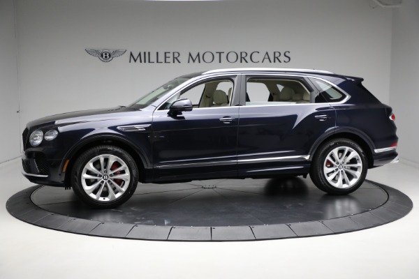 New 2024 Bentley Bentayga EWB V8 for sale $269,040 at Bugatti of Greenwich in Greenwich CT 06830 3