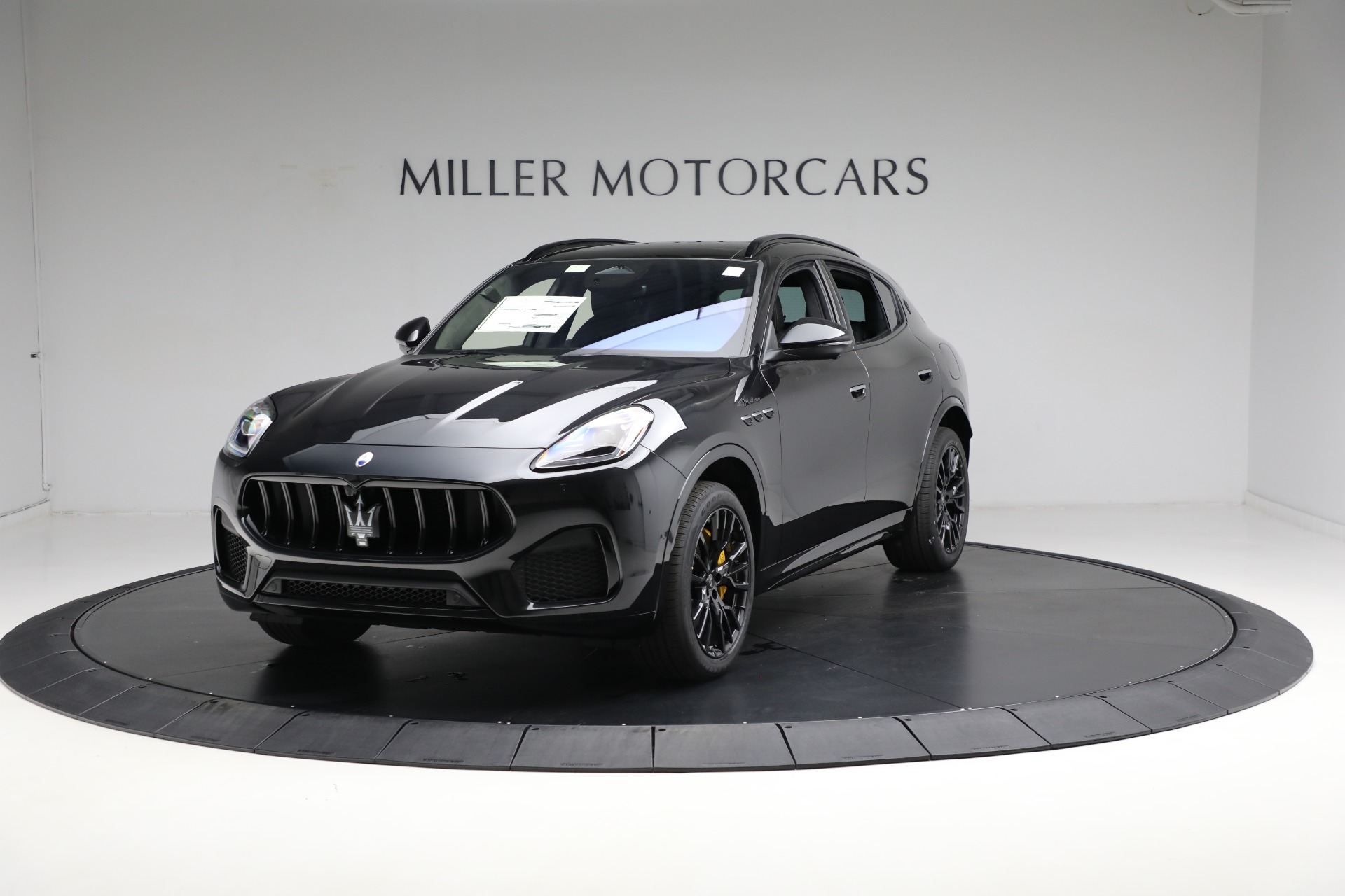 New 2024 Maserati Grecale Modena for sale Sold at Bugatti of Greenwich in Greenwich CT 06830 1