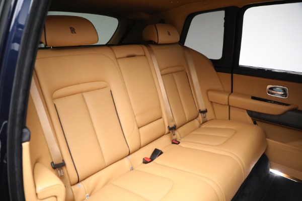 Used 2024 Rolls-Royce Cullinan for sale $329,900 at Bugatti of Greenwich in Greenwich CT 06830 27