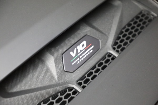Used 2023 Lamborghini Huracan Sterrato for sale Sold at Bugatti of Greenwich in Greenwich CT 06830 24