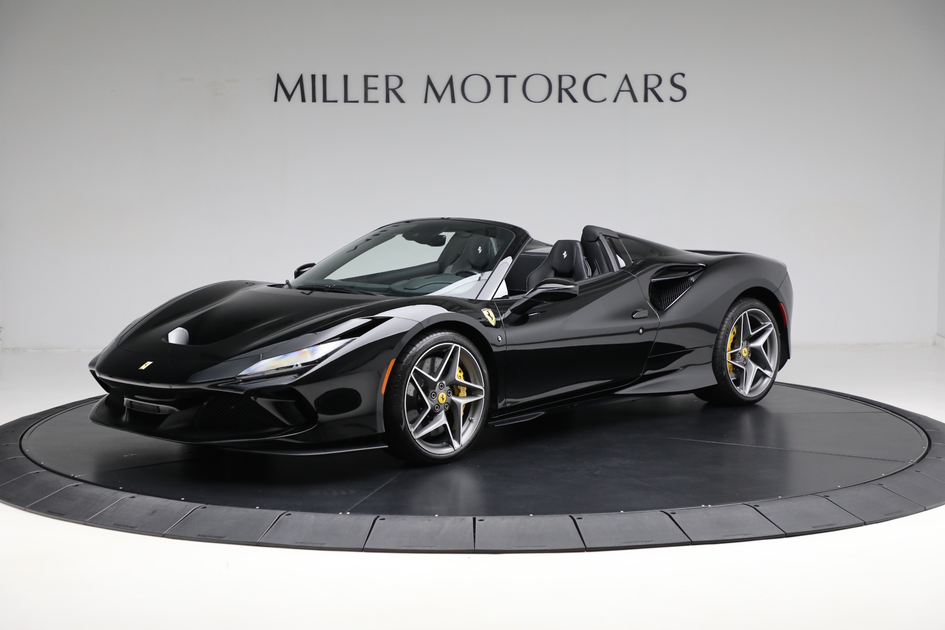 Used 2021 Ferrari F8 Spider for sale $429,900 at Bugatti of Greenwich in Greenwich CT 06830 1