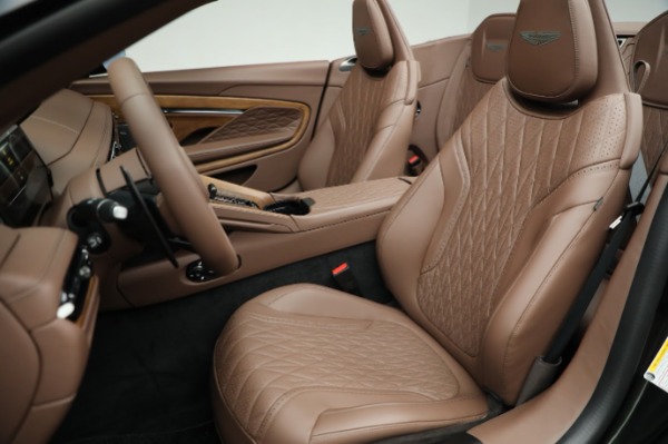 Used 2024 Aston Martin DB12 Volante for sale $279,900 at Bugatti of Greenwich in Greenwich CT 06830 21