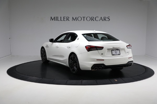 New 2024 Maserati Ghibli Modena Ultima Q4 for sale Sold at Bugatti of Greenwich in Greenwich CT 06830 10