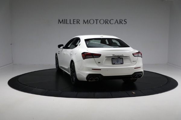 New 2024 Maserati Ghibli Modena Ultima Q4 for sale Sold at Bugatti of Greenwich in Greenwich CT 06830 11