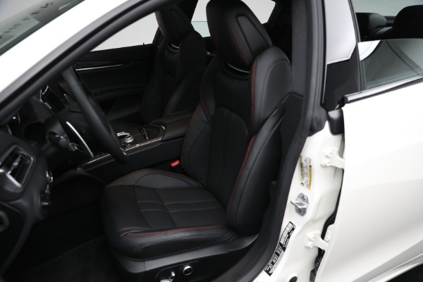 New 2024 Maserati Ghibli Modena Ultima Q4 for sale Sold at Bugatti of Greenwich in Greenwich CT 06830 28