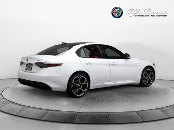 New 2024 Alfa Romeo Giulia Veloce for sale Sold at Bugatti of Greenwich in Greenwich CT 06830 16