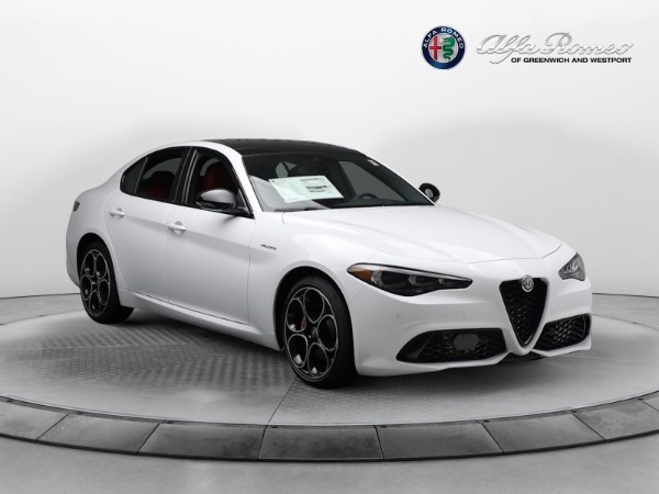 New 2024 Alfa Romeo Giulia Veloce for sale $56,710 at Bugatti of Greenwich in Greenwich CT 06830 23