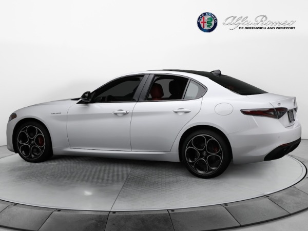 New 2024 Alfa Romeo Giulia Veloce for sale $56,710 at Bugatti of Greenwich in Greenwich CT 06830 8