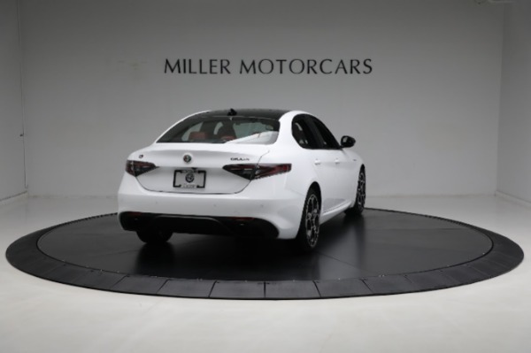 New 2024 Alfa Romeo Giulia Veloce for sale Sold at Bugatti of Greenwich in Greenwich CT 06830 15