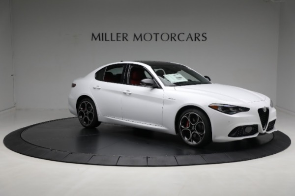 New 2024 Alfa Romeo Giulia Veloce for sale $56,710 at Bugatti of Greenwich in Greenwich CT 06830 24