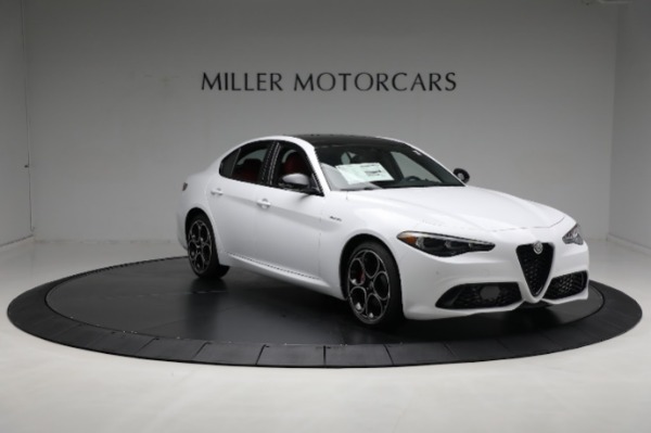 New 2024 Alfa Romeo Giulia Veloce for sale $56,710 at Bugatti of Greenwich in Greenwich CT 06830 25