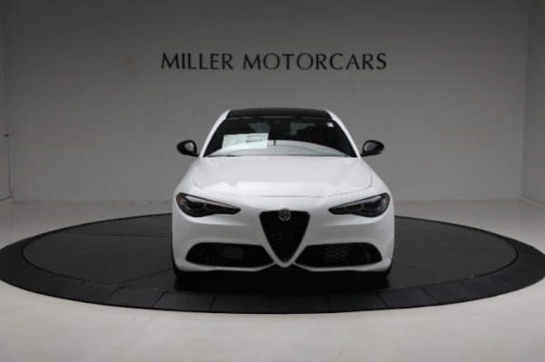 New 2024 Alfa Romeo Giulia Veloce for sale $56,710 at Bugatti of Greenwich in Greenwich CT 06830 28