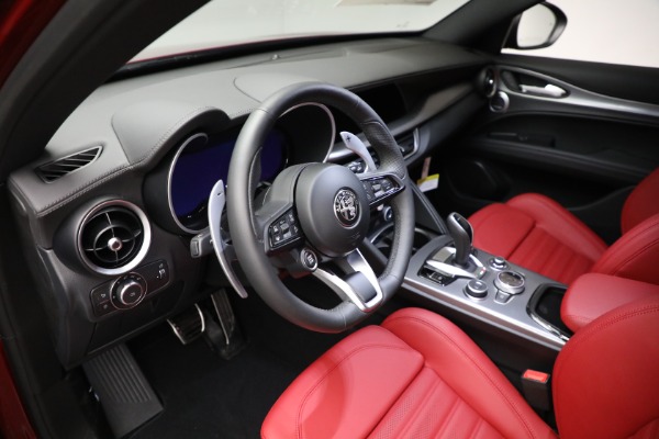 New 2024 Alfa Romeo Stelvio Veloce for sale Sold at Bugatti of Greenwich in Greenwich CT 06830 28