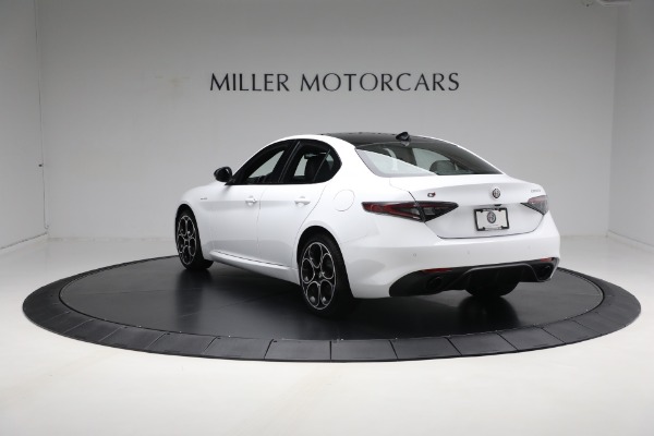 New 2024 Alfa Romeo Giulia Veloce for sale Sold at Bugatti of Greenwich in Greenwich CT 06830 10