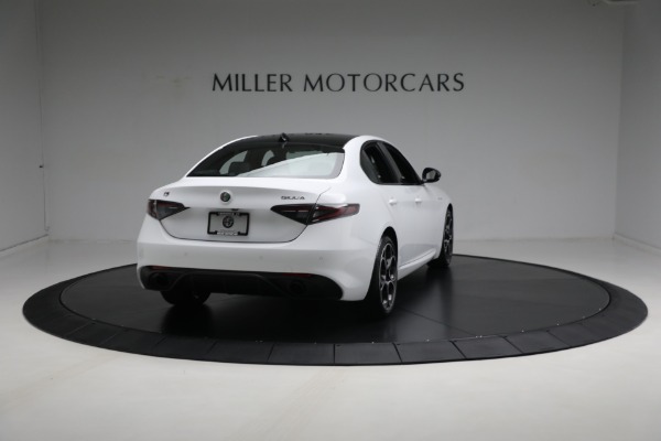New 2024 Alfa Romeo Giulia Veloce for sale Sold at Bugatti of Greenwich in Greenwich CT 06830 13