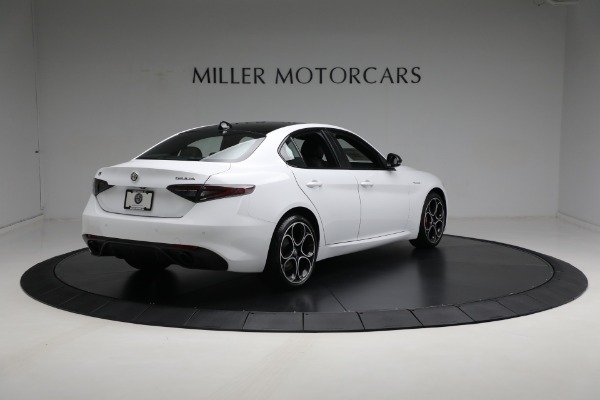 New 2024 Alfa Romeo Giulia Veloce for sale Sold at Bugatti of Greenwich in Greenwich CT 06830 14