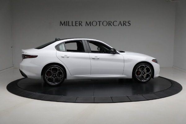 New 2024 Alfa Romeo Giulia Veloce for sale Sold at Bugatti of Greenwich in Greenwich CT 06830 17