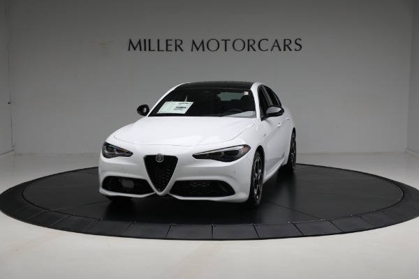 New 2024 Alfa Romeo Giulia Veloce for sale Sold at Bugatti of Greenwich in Greenwich CT 06830 2