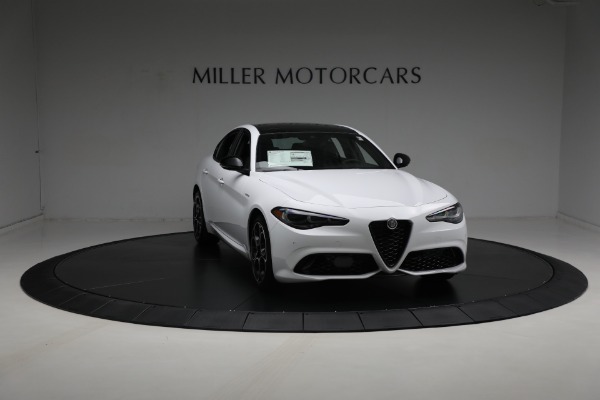 New 2024 Alfa Romeo Giulia Veloce for sale Sold at Bugatti of Greenwich in Greenwich CT 06830 22