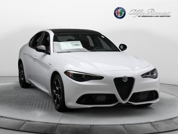 New 2024 Alfa Romeo Giulia Veloce for sale $56,710 at Bugatti of Greenwich in Greenwich CT 06830 22