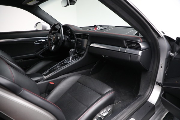 Used 2019 Porsche 911 Turbo for sale $169,900 at Bugatti of Greenwich in Greenwich CT 06830 23