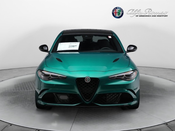 New 2024 Alfa Romeo Giulia Quadrifoglio for sale $89,115 at Bugatti of Greenwich in Greenwich CT 06830 27