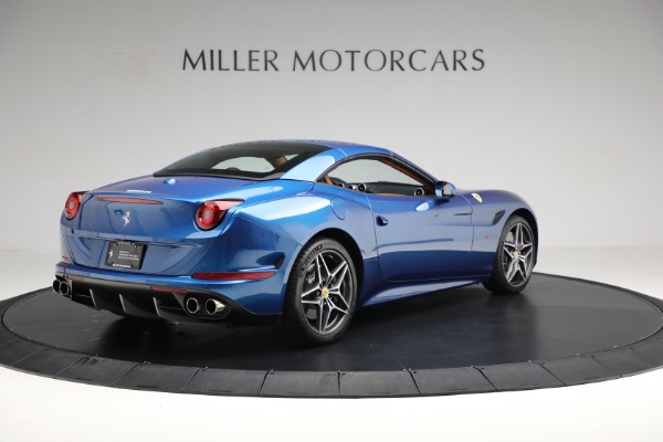 Used 2016 Ferrari California T for sale $169,900 at Bugatti of Greenwich in Greenwich CT 06830 17